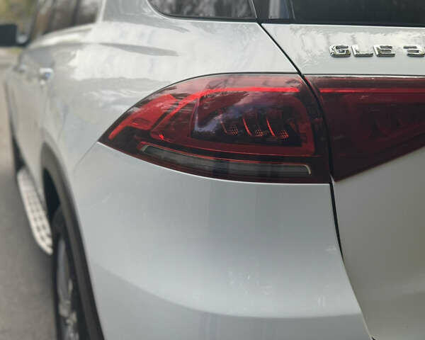 Белый Мерседес ГЛЕ-Класс, объемом двигателя 1.99 л и пробегом 49 тыс. км за 51000 $, фото 12 на Automoto.ua