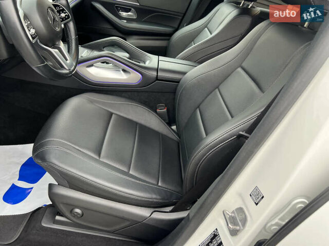 Белый Мерседес ГЛЕ-Класс, объемом двигателя 1.99 л и пробегом 111 тыс. км за 48880 $, фото 26 на Automoto.ua