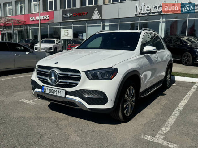 Белый Мерседес ГЛЕ-Класс, объемом двигателя 1.99 л и пробегом 49 тыс. км за 51000 $, фото 1 на Automoto.ua
