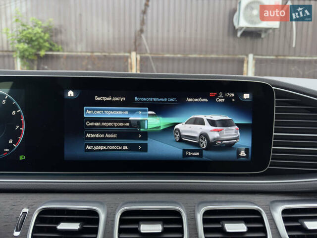 Мерседес ГЛЕ-Класс 2019 в Киеве на Automoto.ua Белый Мерседес ГЛЕ-Класс, объемом двигателя 1.99 л и пробегом 81 тыс. км за 45700 $, фото 85 на Automoto.ua