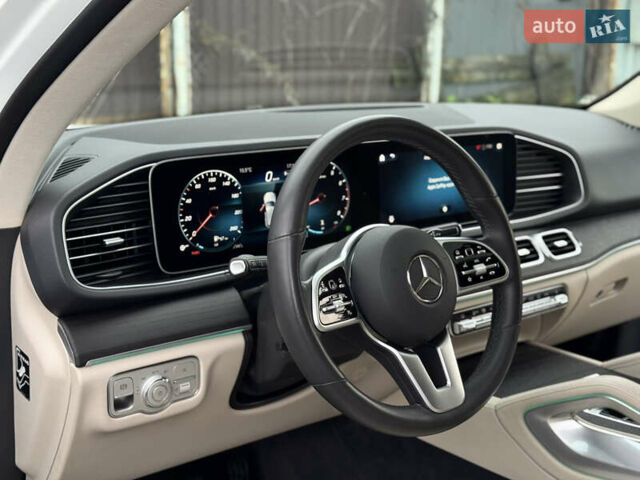 Мерседес ГЛЕ-Класс 2019 в Киеве на Automoto.ua Белый Мерседес ГЛЕ-Класс, объемом двигателя 1.99 л и пробегом 81 тыс. км за 45700 $, фото 53 на Automoto.ua