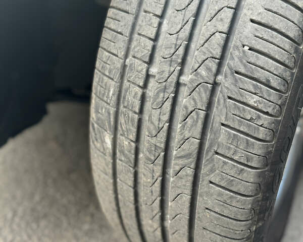 Белый Мерседес ГЛЕ-Класс, объемом двигателя 1.99 л и пробегом 49 тыс. км за 51000 $, фото 13 на Automoto.ua