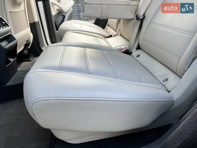 Мерседес ГЛЕ-Класс 2019 в Ровно на Automoto.ua Белый Мерседес ГЛЕ-Класс, объемом двигателя 1.95 л и пробегом 50 тыс. км за 65000 $, фото 80 на Automoto.ua