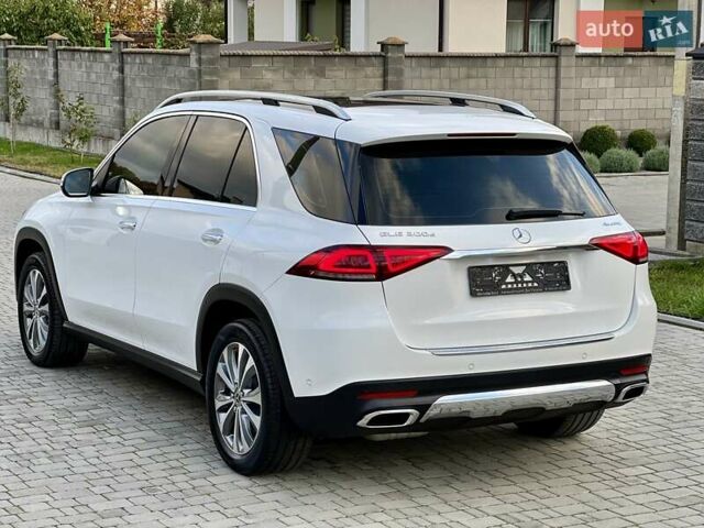 Мерседес ГЛЕ-Класс 2019 в Ровно на Automoto.ua Белый Мерседес ГЛЕ-Класс, объемом двигателя 1.95 л и пробегом 50 тыс. км за 65000 $, фото 134 на Automoto.ua