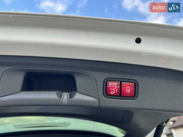 Мерседес ГЛЕ-Класс 2019 в Ровно на Automoto.ua Белый Мерседес ГЛЕ-Класс, объемом двигателя 1.95 л и пробегом 50 тыс. км за 65000 $, фото 110 на Automoto.ua