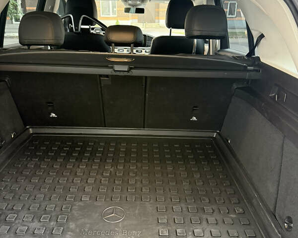 Мерседес ГЛЕ-Класс 2019 в Полтаве на Automoto.ua Белый Мерседес ГЛЕ-Класс, объемом двигателя 1.95 л и пробегом 82 тыс. км за 53000 $, фото 10 на Automoto.ua