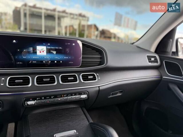 Белый Мерседес ГЛЕ-Класс, объемом двигателя 1.95 л и пробегом 75 тыс. км за 58900 $, фото 60 на Automoto.ua