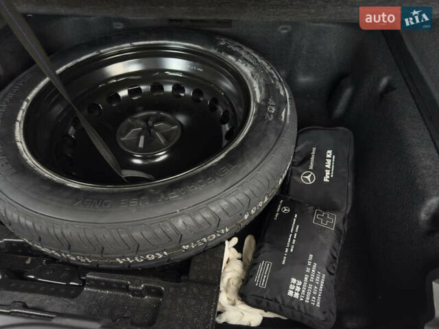 Мерседес ГЛЕ-Класс 2019 в Киеве на Automoto.ua Белый Мерседес ГЛЕ-Класс, объемом двигателя 1.99 л и пробегом 81 тыс. км за 45700 $, фото 64 на Automoto.ua