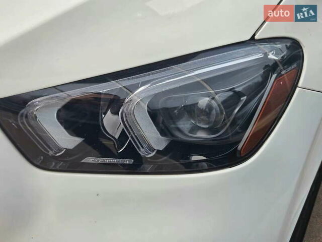 Мерседес ГЛЕ-Клас 2019 у Києві на Automoto.ua Білий Мерседес ГЛЕ-Клас, об'ємом двигуна 2 л та пробігом 133 тис. км за 49900 $, фото 2 на Automoto.ua