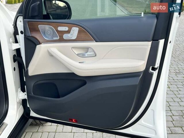Мерседес ГЛЕ-Класс 2019 в Ровно на Automoto.ua Белый Мерседес ГЛЕ-Класс, объемом двигателя 1.95 л и пробегом 50 тыс. км за 65000 $, фото 87 на Automoto.ua