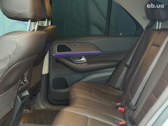 Білий Мерседес ГЛЕ-Клас, об'ємом двигуна 2 л та пробігом 192 тис. км за 49490 $, фото 19 на Automoto.ua