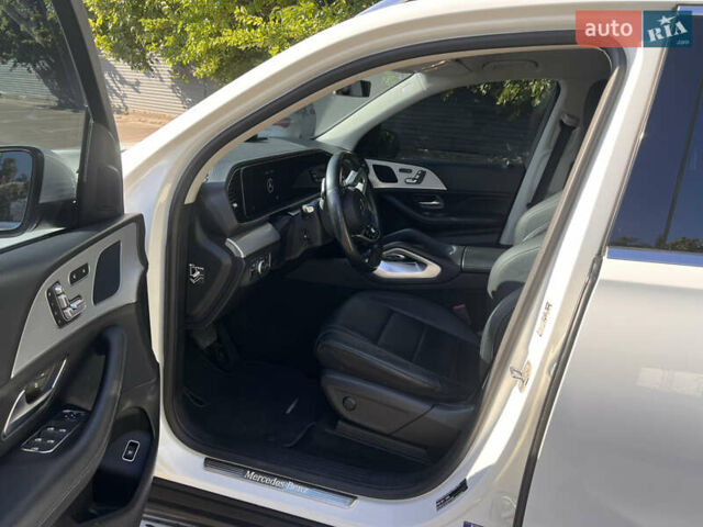 Мерседес ГЛЕ-Класс 2019 в Одессе на Automoto.ua Белый Мерседес ГЛЕ-Класс, объемом двигателя 1.95 л и пробегом 160 тыс. км за 50500 $, фото 27 на Automoto.ua