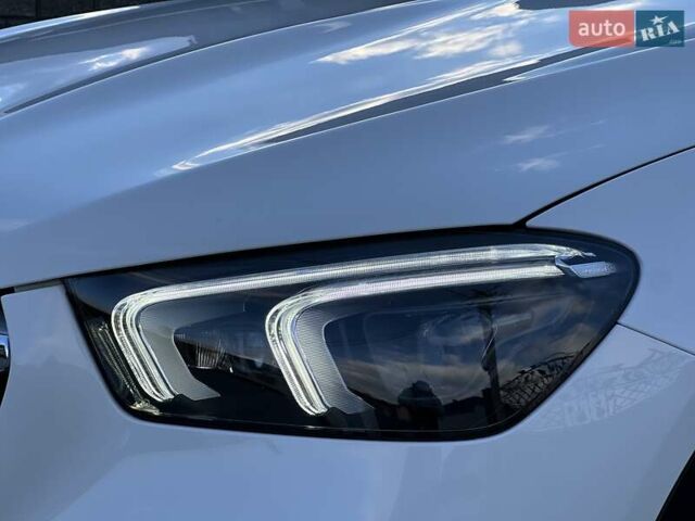 Мерседес ГЛЕ-Класс 2019 в Ровно на Automoto.ua Белый Мерседес ГЛЕ-Класс, объемом двигателя 1.95 л и пробегом 50 тыс. км за 65000 $, фото 8 на Automoto.ua
