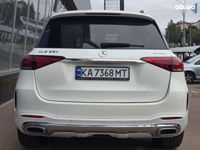 Белый Мерседес ГЛЕ-Класс, объемом двигателя 2 л и пробегом 133 тыс. км за 58900 $, фото 5 на Automoto.ua