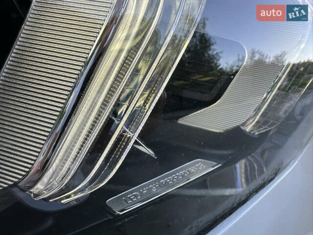 Мерседес ГЛЕ-Класс 2020 в Житомире на Automoto.ua Белый Мерседес ГЛЕ-Класс, объемом двигателя 1.99 л и пробегом 57 тыс. км за 45500 $, фото 28 на Automoto.ua