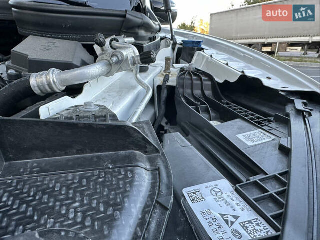 Мерседес ГЛЕ-Класс 2020 в Житомире на Automoto.ua Белый Мерседес ГЛЕ-Класс, объемом двигателя 1.99 л и пробегом 57 тыс. км за 45500 $, фото 104 на Automoto.ua