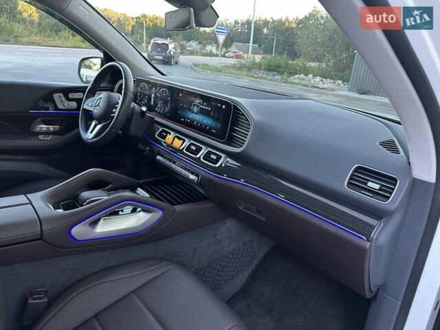 Мерседес ГЛЕ-Класс 2020 в Житомире на Automoto.ua Белый Мерседес ГЛЕ-Класс, объемом двигателя 1.99 л и пробегом 57 тыс. км за 45500 $, фото 87 на Automoto.ua