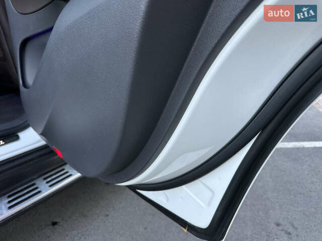 Мерседес ГЛЕ-Класс 2020 в Житомире на Automoto.ua Белый Мерседес ГЛЕ-Класс, объемом двигателя 1.99 л и пробегом 57 тыс. км за 45500 $, фото 53 на Automoto.ua