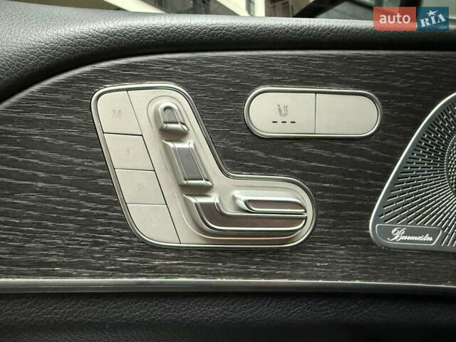 Білий Мерседес ГЛЕ-Клас, об'ємом двигуна 2 л та пробігом 70 тис. км за 48888 $, фото 64 на Automoto.ua