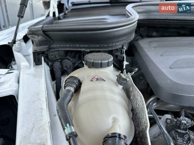 Мерседес ГЛЕ-Класс 2020 в Житомире на Automoto.ua Белый Мерседес ГЛЕ-Класс, объемом двигателя 1.99 л и пробегом 57 тыс. км за 45500 $, фото 107 на Automoto.ua