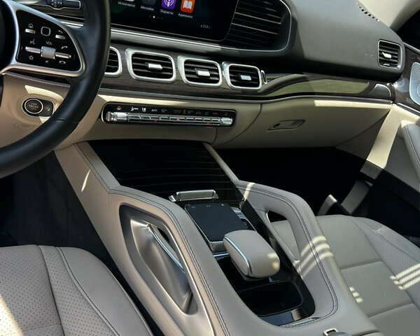 Белый Мерседес ГЛЕ-Класс, объемом двигателя 1.99 л и пробегом 81 тыс. км за 58800 $, фото 16 на Automoto.ua