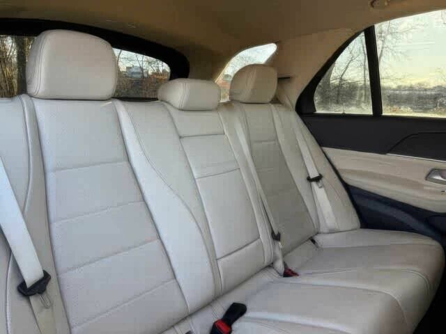 Білий Мерседес ГЛЕ-Клас, об'ємом двигуна 2 л та пробігом 33 тис. км за 14500 $, фото 13 на Automoto.ua