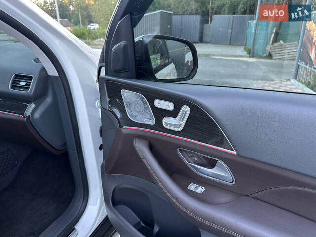 Мерседес ГЛЕ-Класс 2020 в Житомире на Automoto.ua Белый Мерседес ГЛЕ-Класс, объемом двигателя 1.99 л и пробегом 57 тыс. км за 45500 $, фото 91 на Automoto.ua