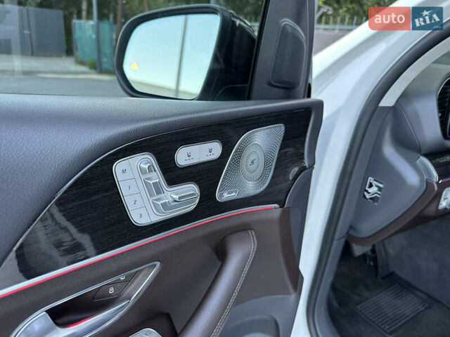 Мерседес ГЛЕ-Класс 2020 в Житомире на Automoto.ua Белый Мерседес ГЛЕ-Класс, объемом двигателя 1.99 л и пробегом 57 тыс. км за 45500 $, фото 76 на Automoto.ua