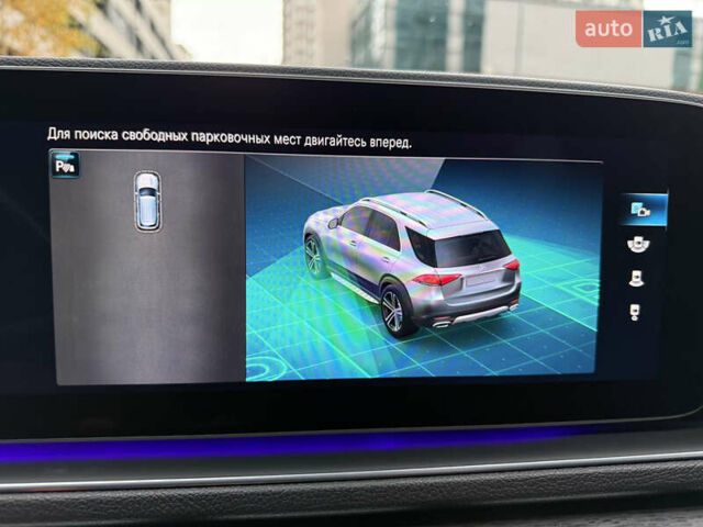 Білий Мерседес ГЛЕ-Клас, об'ємом двигуна 2 л та пробігом 70 тис. км за 48888 $, фото 70 на Automoto.ua