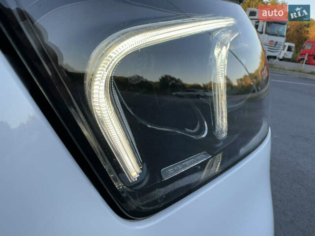 Білий Мерседес ГЛЕ-Клас, об'ємом двигуна 2 л та пробігом 60 тис. км за 42950 $, фото 31 на Automoto.ua