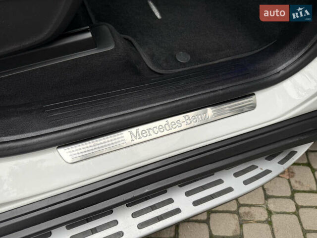 Білий Мерседес ГЛЕ-Клас, об'ємом двигуна 2 л та пробігом 70 тис. км за 48888 $, фото 50 на Automoto.ua