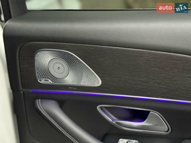 Білий Мерседес ГЛЕ-Клас, об'ємом двигуна 2 л та пробігом 70 тис. км за 48888 $, фото 58 на Automoto.ua