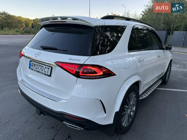 Мерседес ГЛЕ-Класс 2020 в Житомире на Automoto.ua Белый Мерседес ГЛЕ-Класс, объемом двигателя 1.99 л и пробегом 57 тыс. км за 45500 $, фото 8 на Automoto.ua