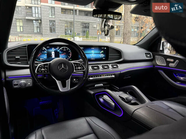 Білий Мерседес ГЛЕ-Клас, об'ємом двигуна 2 л та пробігом 70 тис. км за 48888 $, фото 56 на Automoto.ua