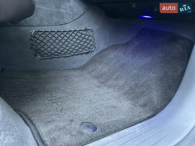 Мерседес ГЛЕ-Класс 2020 в Житомире на Automoto.ua Белый Мерседес ГЛЕ-Класс, объемом двигателя 1.99 л и пробегом 57 тыс. км за 45500 $, фото 59 на Automoto.ua