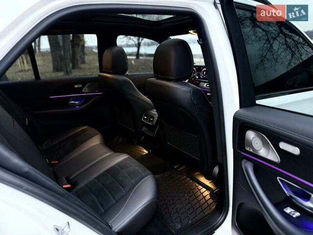 Білий Мерседес ГЛЕ-Клас, об'ємом двигуна 1.99 л та пробігом 105 тис. км за 68000 $, фото 37 на Automoto.ua