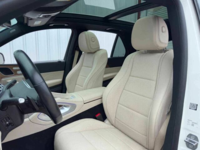 Белый Мерседес ГЛЕ-Класс, объемом двигателя 2 л и пробегом 22 тыс. км за 9900 $, фото 8 на Automoto.ua