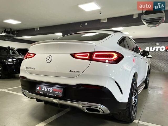 Білий Мерседес ГЛЕ-Клас, об'ємом двигуна 2 л та пробігом 59 тис. км за 79700 $, фото 19 на Automoto.ua