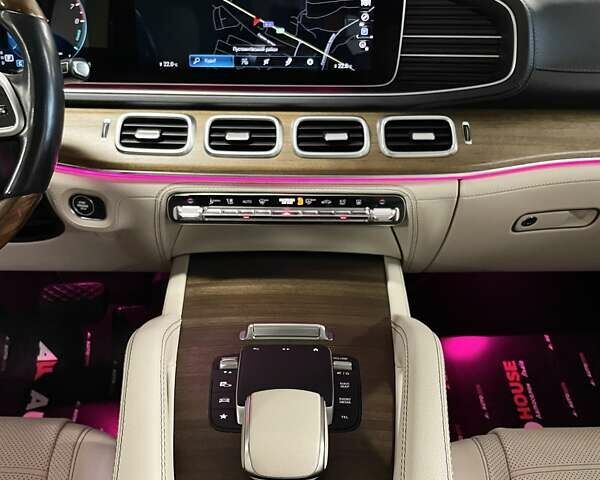 Білий Мерседес ГЛЕ-Клас, об'ємом двигуна 2 л та пробігом 59 тис. км за 79700 $, фото 60 на Automoto.ua