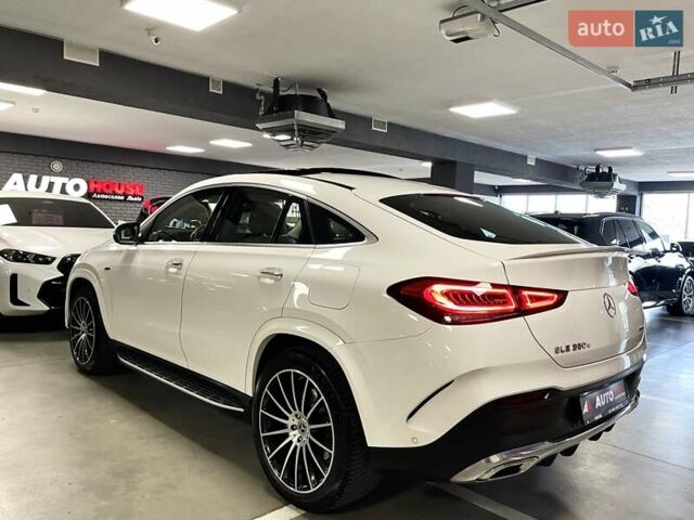 Білий Мерседес ГЛЕ-Клас, об'ємом двигуна 2 л та пробігом 59 тис. км за 79700 $, фото 14 на Automoto.ua