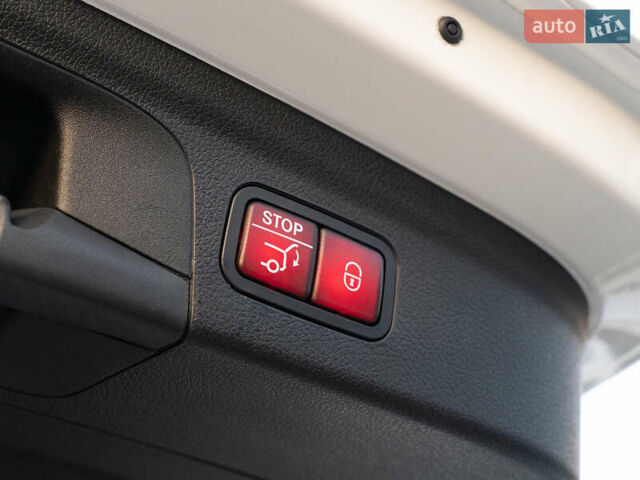 Белый Мерседес ГЛЕ-Класс, объемом двигателя 1.99 л и пробегом 75 тыс. км за 57900 $, фото 13 на Automoto.ua