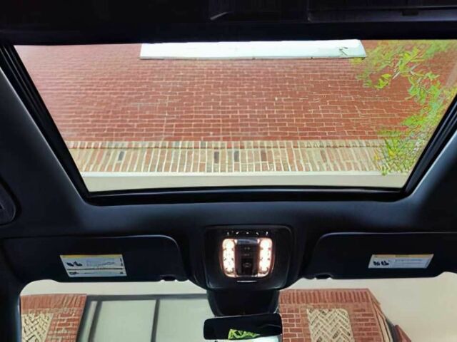 Белый Мерседес ГЛЕ-Класс, объемом двигателя 2 л и пробегом 30 тыс. км за 36000 $, фото 9 на Automoto.ua