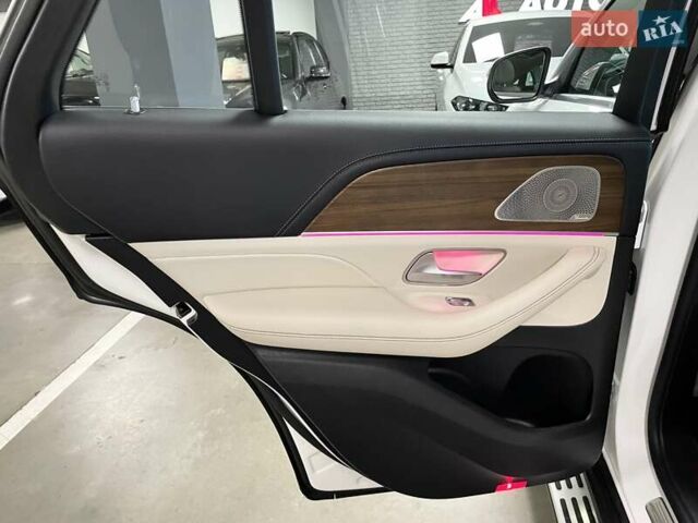 Білий Мерседес ГЛЕ-Клас, об'ємом двигуна 2 л та пробігом 59 тис. км за 79700 $, фото 37 на Automoto.ua