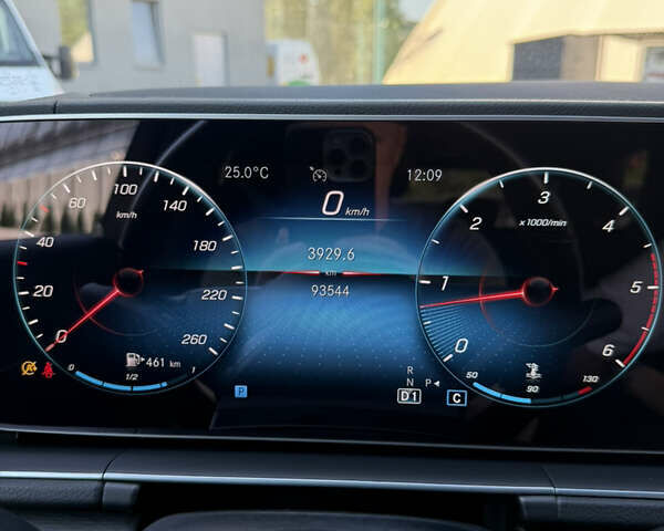 Білий Мерседес ГЛЕ-Клас, об'ємом двигуна 2.93 л та пробігом 93 тис. км за 77500 $, фото 23 на Automoto.ua