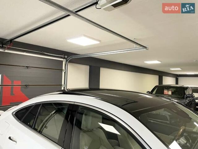 Білий Мерседес ГЛЕ-Клас, об'ємом двигуна 2 л та пробігом 59 тис. км за 79700 $, фото 89 на Automoto.ua