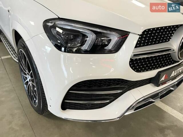 Білий Мерседес ГЛЕ-Клас, об'ємом двигуна 2 л та пробігом 59 тис. км за 79700 $, фото 85 на Automoto.ua