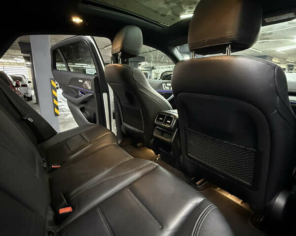 Мерседес ГЛЕ-Класс 2021 в Одессе на Automoto.ua Белый Мерседес ГЛЕ-Класс, объемом двигателя 2.93 л и пробегом 68 тыс. км за 85000 $, фото 38 на Automoto.ua