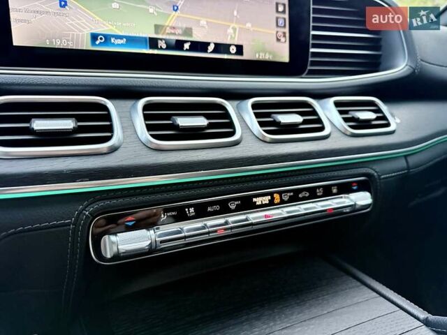 Белый Мерседес ГЛЕ-Класс, объемом двигателя 1.99 л и пробегом 105 тыс. км за 65500 $, фото 34 на Automoto.ua