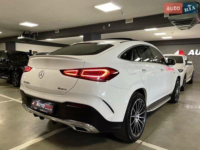 Білий Мерседес ГЛЕ-Клас, об'ємом двигуна 2 л та пробігом 59 тис. км за 79700 $, фото 15 на Automoto.ua