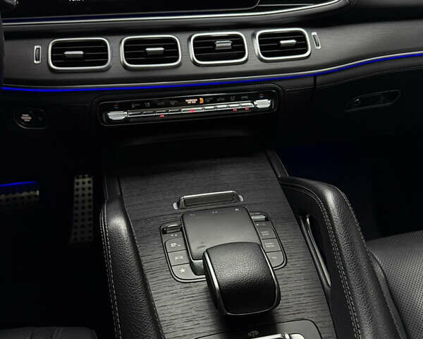 Мерседес ГЛЕ-Класс 2021 в Одессе на Automoto.ua Белый Мерседес ГЛЕ-Класс, объемом двигателя 2.93 л и пробегом 68 тыс. км за 85000 $, фото 25 на Automoto.ua